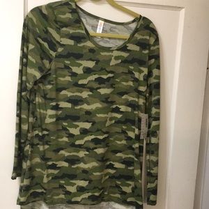 Nwt Lularoe lynnae large Camo